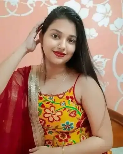 Call Girl in Uzhavarkarai