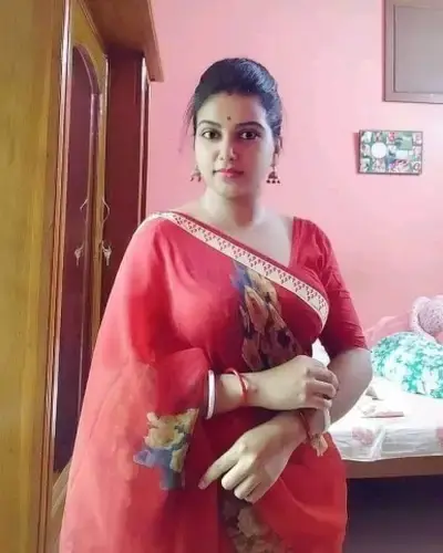 Escorts Uzhavarkarai
