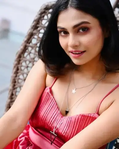 Escort Service Uzhavarkarai